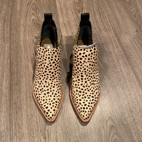 Dolce Vita Sonni Booties Cow Hide Animal Print Leopard Fall Shoes Chic Stylish - Picture 3 of 10